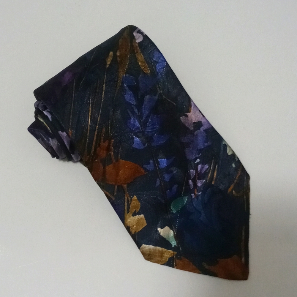 Royal Knight tie